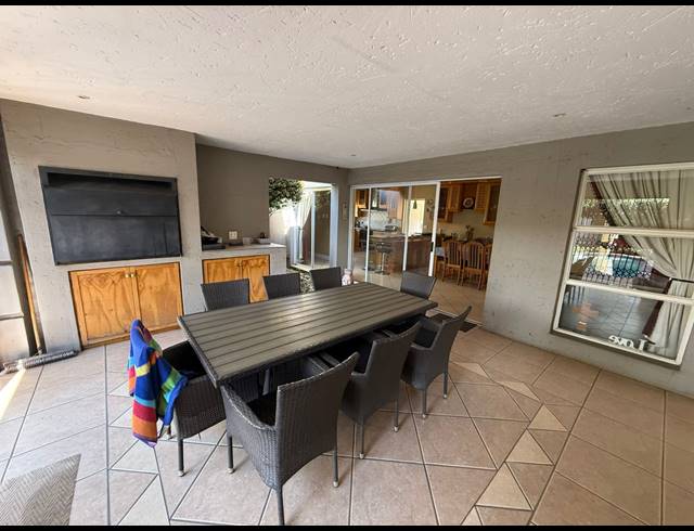 3 BEDROOM HOUSE TO LET IN VANDERBIJLPARK SE 4